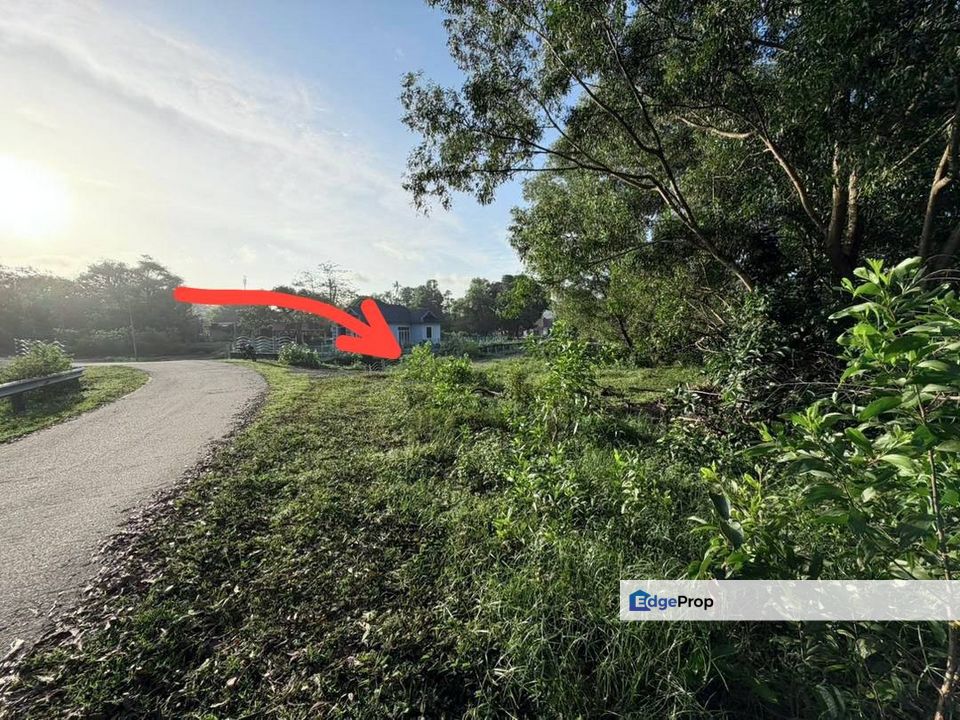 Tanah lot banglo Pantai Teluk Bidara, Dungun, Terengganu, Dungun