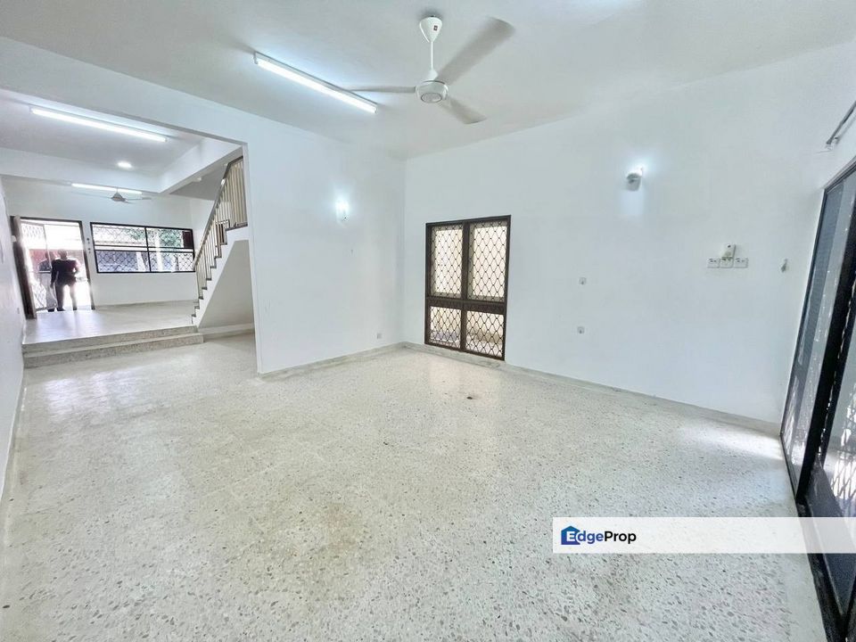 Teres 2 tingkat Perumahan Rantau Bukit Petronas, Terengganu, Kerteh