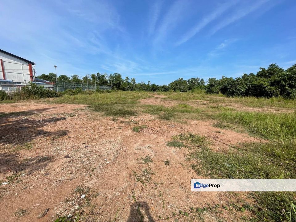 Tanah lot banglo Bukit Dayang, Chukai, Terengganu, Kemaman