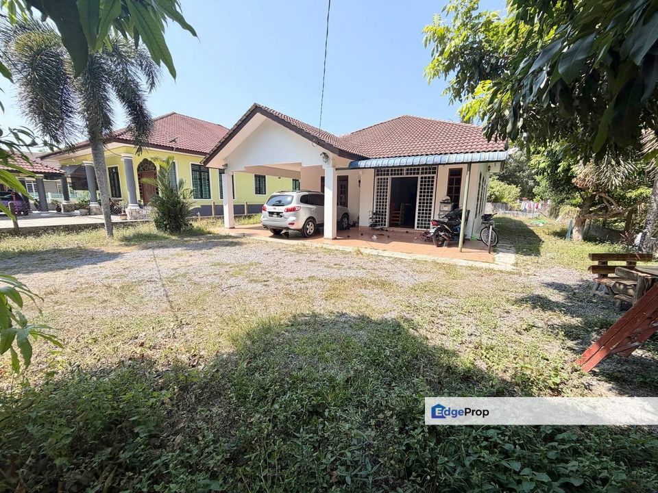 Banglo Kg Batu Tiong, Dungun, Terengganu, Dungun