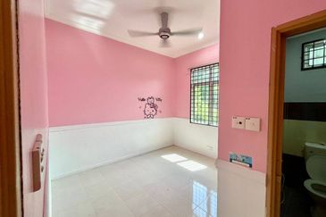 Kampung Baru Tebing Tembah