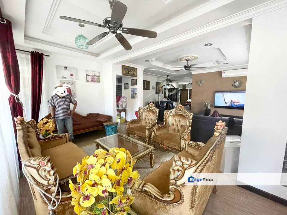 Fully Renovated :Semi D Taman Seberang Paka Dungun, Terengganu, Paka