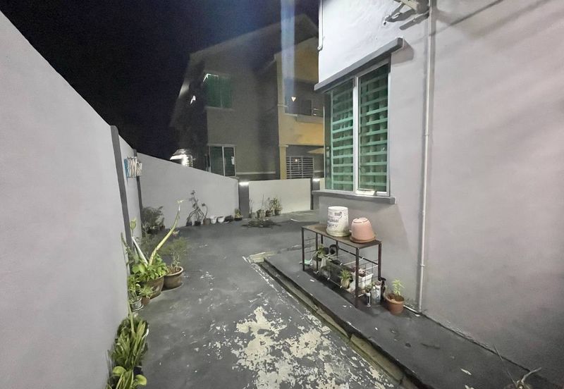 Lot 144 Kampung Gong Limau