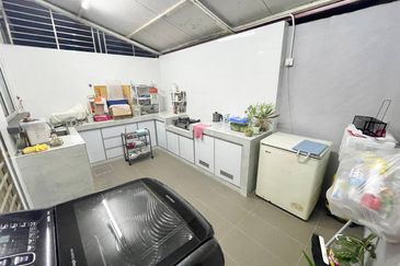 Lot 144 Kampung Gong Limau