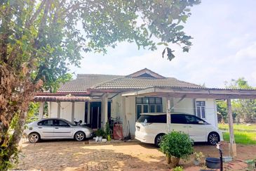 Bandar Al-Muktafi Billah Shah