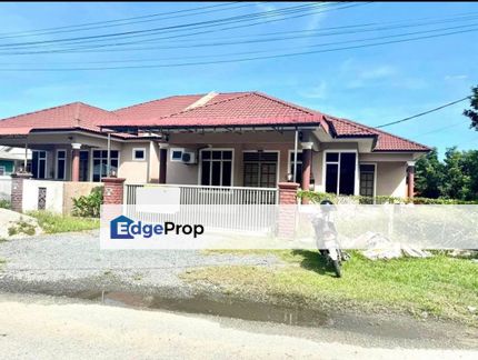 Corner Lot: Rumah Semi D Bandar Dungun, Terengganu, Dungun