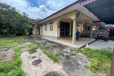 Bukit Payung, Pekan Bukit Payung