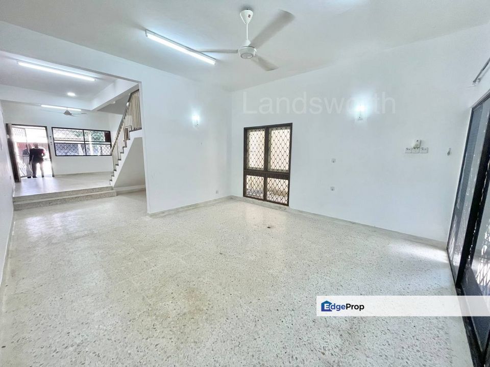 Murah:  Rumah Teres 2 Tingkat Perumahan Rantau Bukit Petronas Kerteh, Terengganu, Kerteh