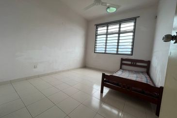 Villa Krystal, Bandar Selesa Jaya