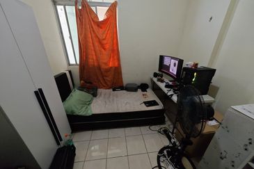 Indah Court Apartment