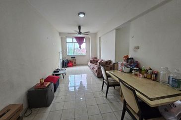 Indah Court Apartment