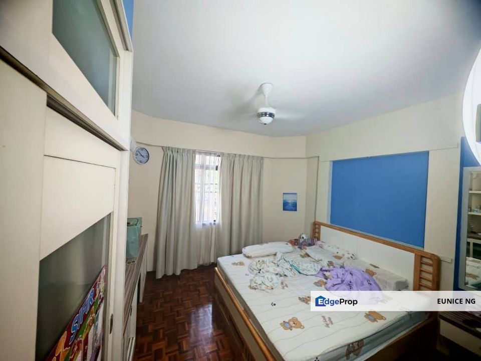 Skudai Villa Apartment (Very Good Condition) (Full Loan), Johor, Skudai