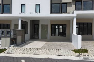 Sunway Citrine Lakehomes