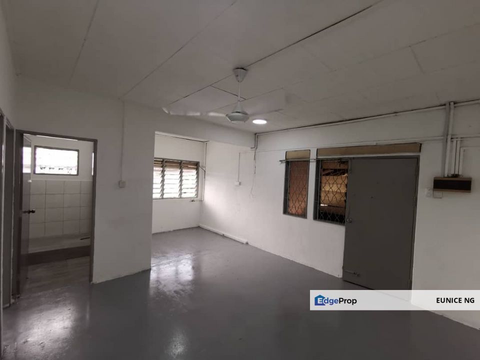 Bandar Selesa Jaya Flat - Unblock View, Johor, Skudai