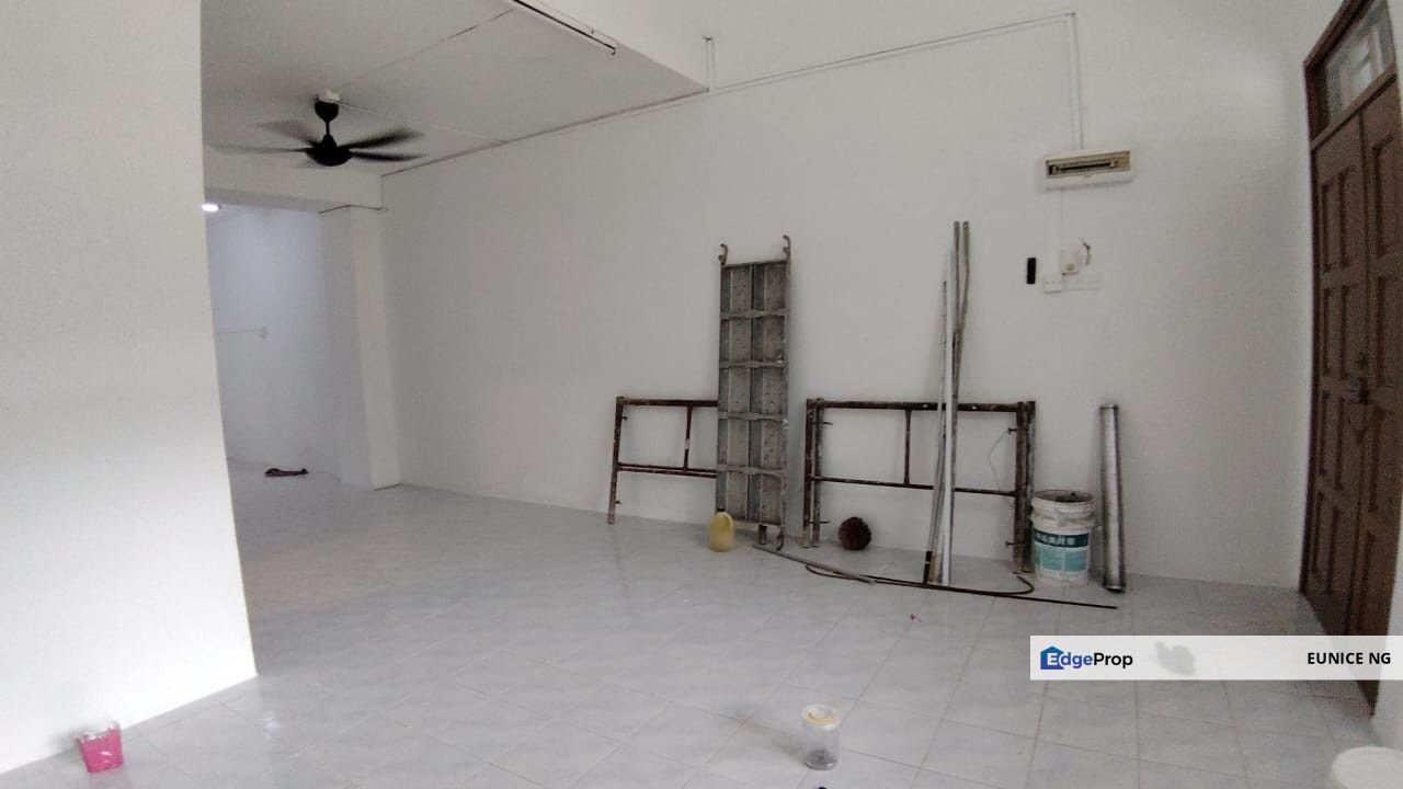 Taman Pulai Indah - 1.5 Storey Terrace For Sale (20x70Sqft), Johor, Kangkar Pulai