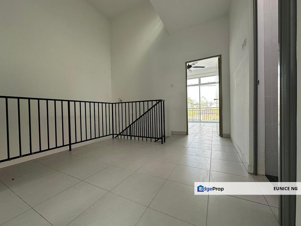 Taman Pulai Mutiara - Double Storey Terrace House (End Lot), Johor, 