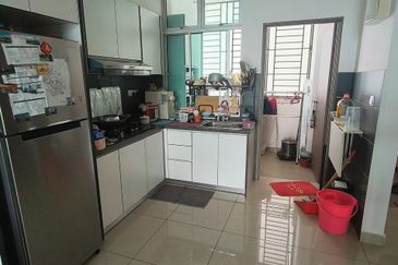 SKS Habitat Apartment, Larkin