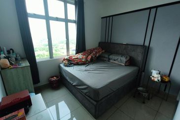 SKS Habitat Apartment, Larkin