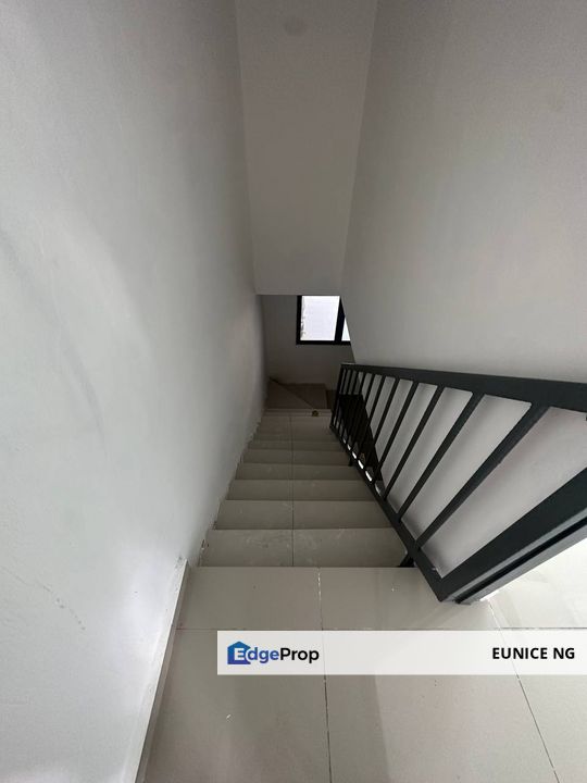 Jalan Rumbia @ Taman Daya (Double Storey Low Cost), Johor, Johor Bahru