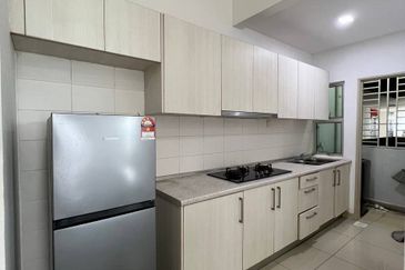 Dedaun Hijau (Greenfield Regency)