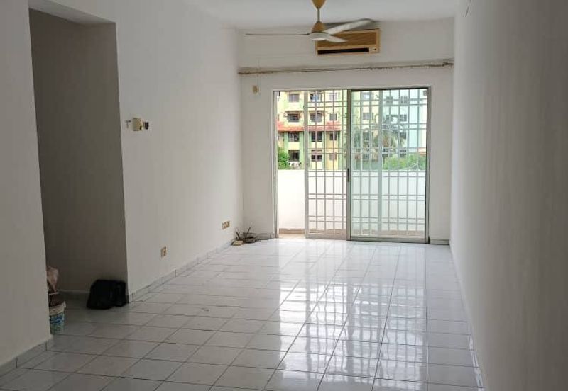 Sri Kenari Apartment