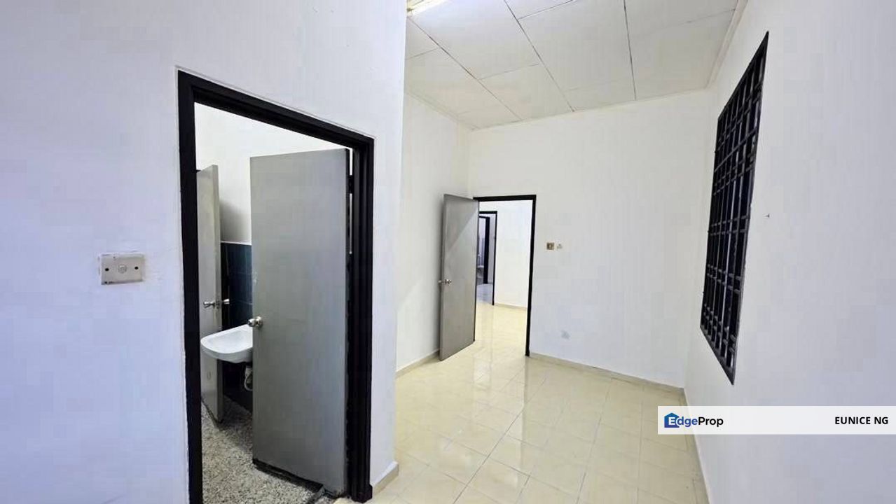 Taman Nusa Indah @ Unblock View, End Lot Double Storey Terrace House For Sale, Johor, Nusajaya