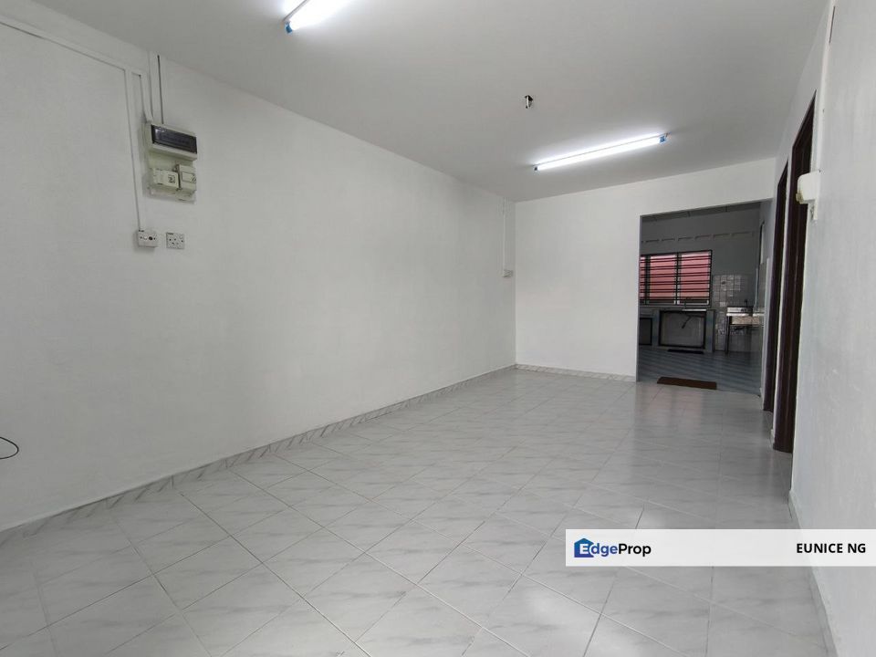 Taman Dahlia, Tampoi - 20x52Sqft Single Storey Low Cost House For Sale, Johor, Tampoi