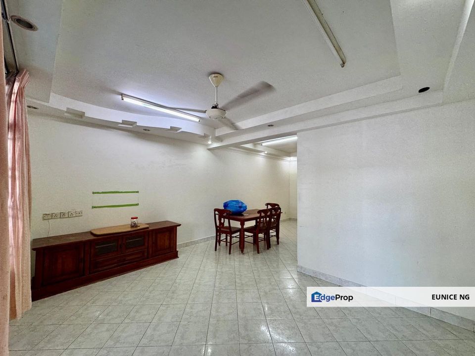 Fully Renovated & Extended (Taman Pulai Perdana) Double Storey Terrace House For Sale, Johor, Skudai