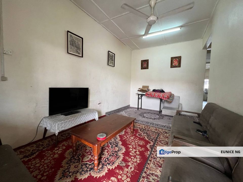 Taman Universiti - 20x65Sqft Single Storey Terrace House, Johor, Skudai