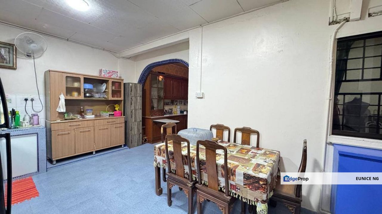 Jalan Hang Tuah, Taman Skudai Baru @ Unblock @ Double Storey Terrace House, Johor, Skudai