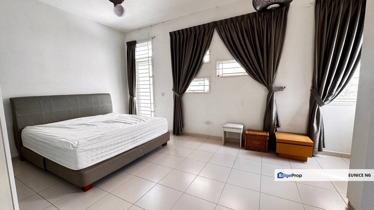 Bukit Indah @ 8 Avenue (End Lot Double Storey Terrace House), Johor, Bukit Indah