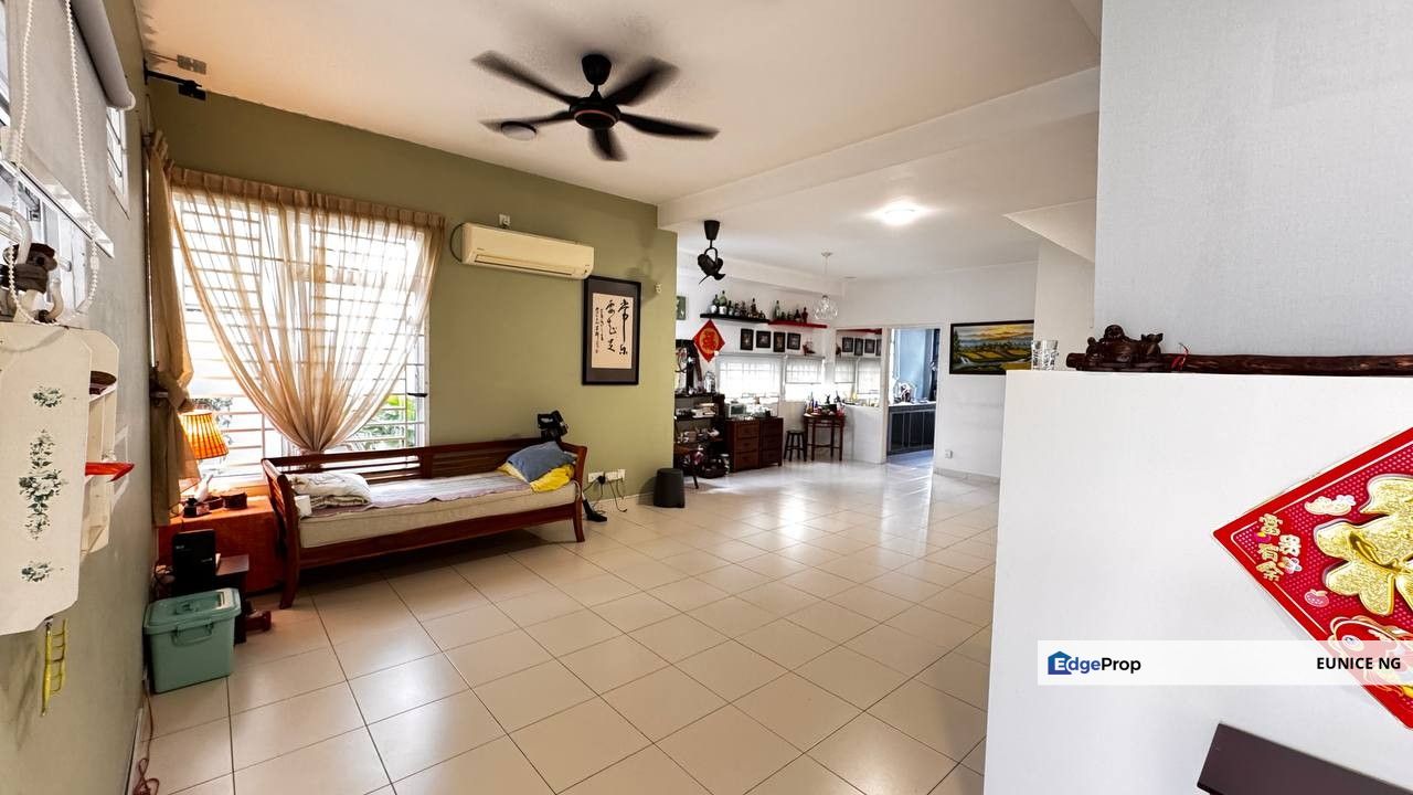 Bukit Indah @ 8 Avenue (End Lot Double Storey Terrace House), Johor, Bukit Indah