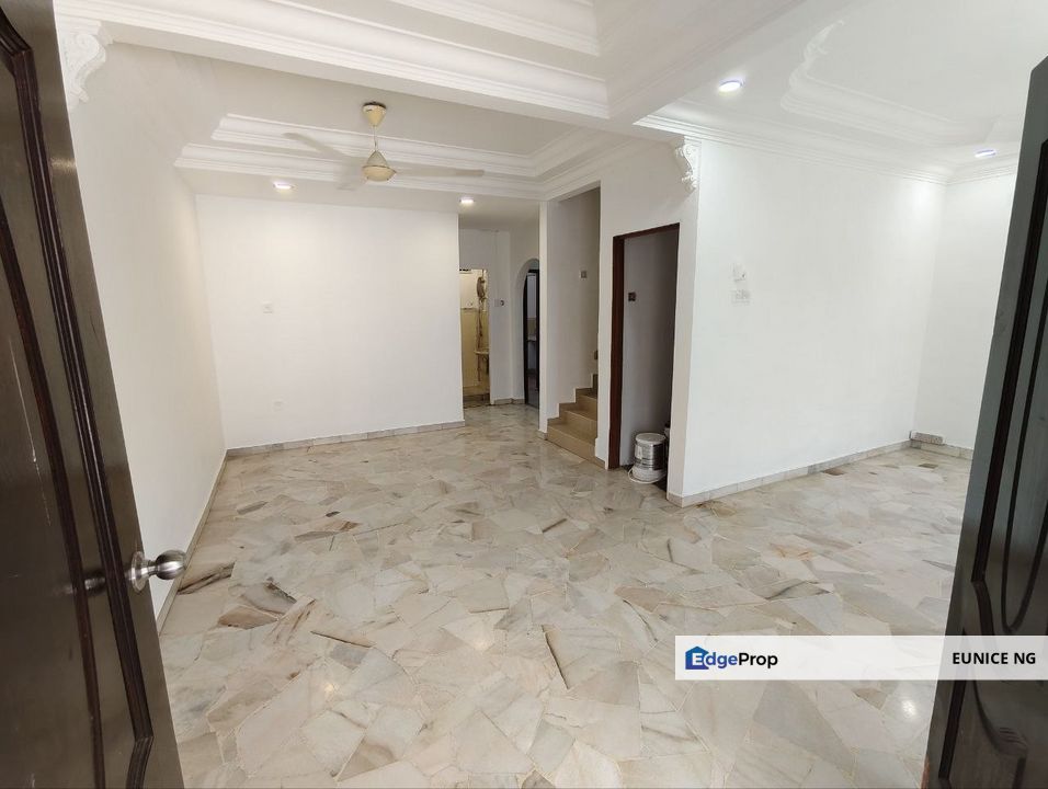 Jalan Hang Tuah, Taman Skudai Baru - Double Storey Terrace House For Sale, Johor, Skudai