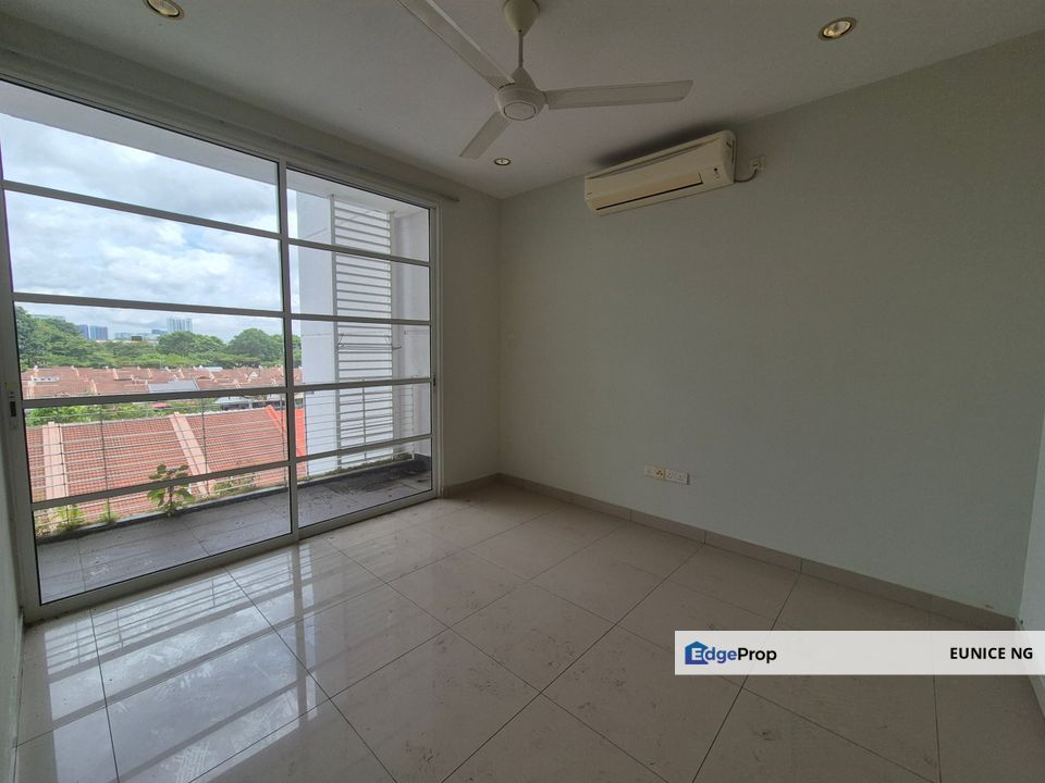 Horizon Residence - 1,213Sqft Service Apartment, Johor, Bukit Indah