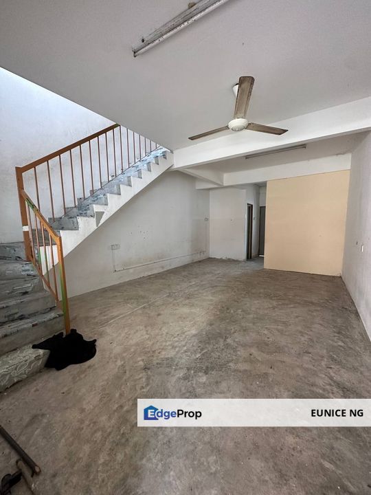 Pontian - For Sale 770Sqft Double Storey Medium Cost House, Johor, Pontian