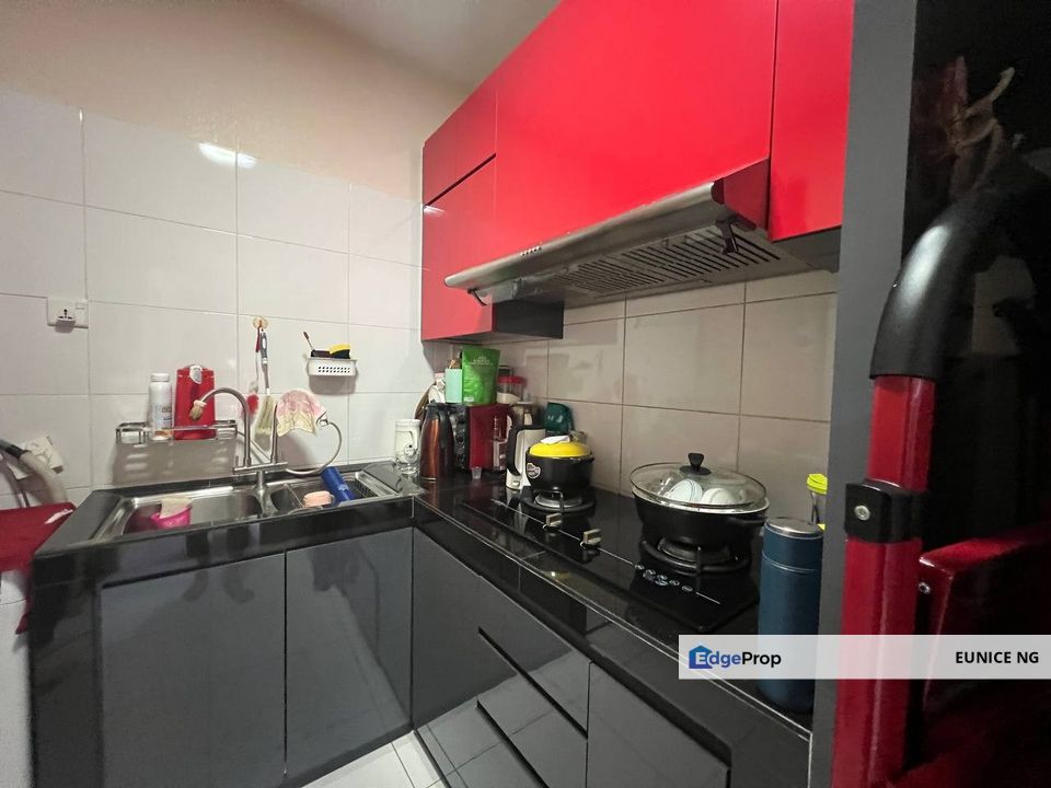 Sky View Apartment @ Bukit Indah - For Sale Partial Renoveted Unit, Johor, Bukit Indah