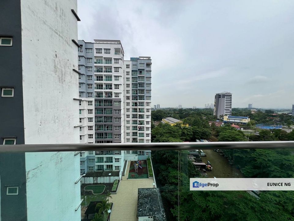 Seasons Luxury Apartments @ Amara Larkin, Johor, Johor Bahru