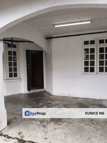 Jalan Hang Tuah, Skudai - (Single Storey Terrace House), Johor, Skudai