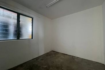 Flat Taman Ungku Tun Aminah