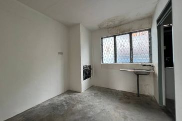 Flat Taman Ungku Tun Aminah