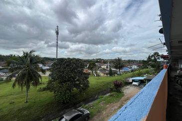 Flat Taman Ungku Tun Aminah