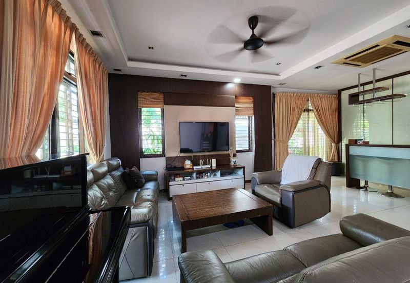 Taman Austin Heights