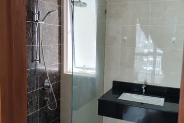 Paradiso Nuova Medini