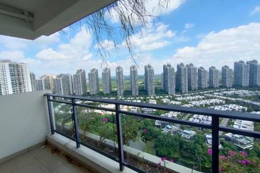 Cerulean Bay @ Forest City