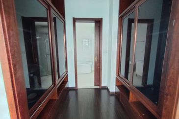 Cerulean Bay @ Forest City