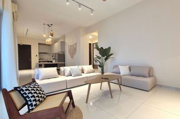 Bay Laurel @ Country Garden Danga Bay