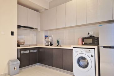 Bay Laurel @ Country Garden Danga Bay