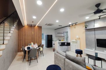 Sunway Citrine Lakehomes