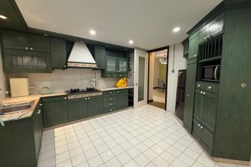 The Straits View, Bandar Baru Permas Jaya