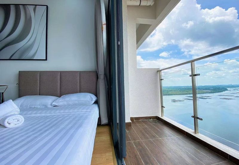 Bay Laurel @ Country Garden Danga Bay